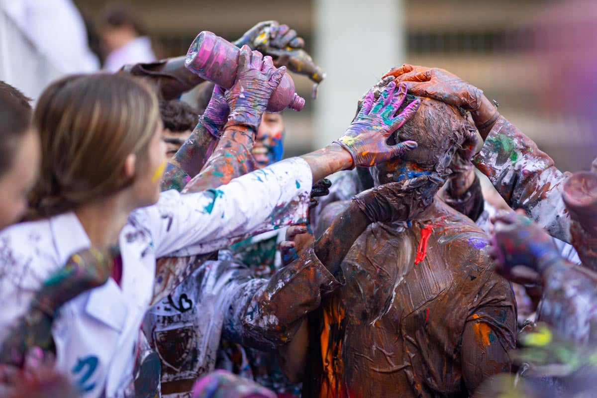 Medicina celebra su Lucas por todo lo alto en Granada