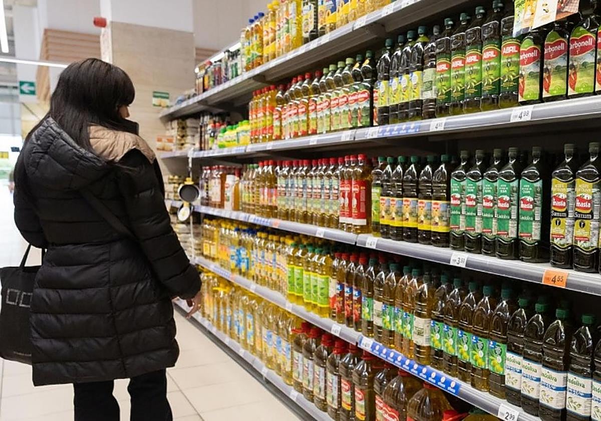 Los supermercados con las mejores ofertas de aceite de oliva para este octubre.