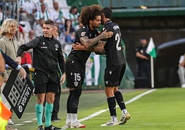 Chumi abandonando el terreno de juego por Aridane