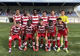 Alineación titular del Recreativo en Alhaurín, con Zinebi arriba a la izquierda.