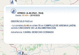 Cortado un carril de la A-44, a su paso por Campillo de Arenas, tras el incendio de un autobús sin heridos