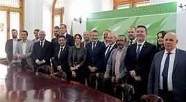 Reunión del Grupo Socialista antes de la celebración de la Comisión de Diputaciones de la FEMP.