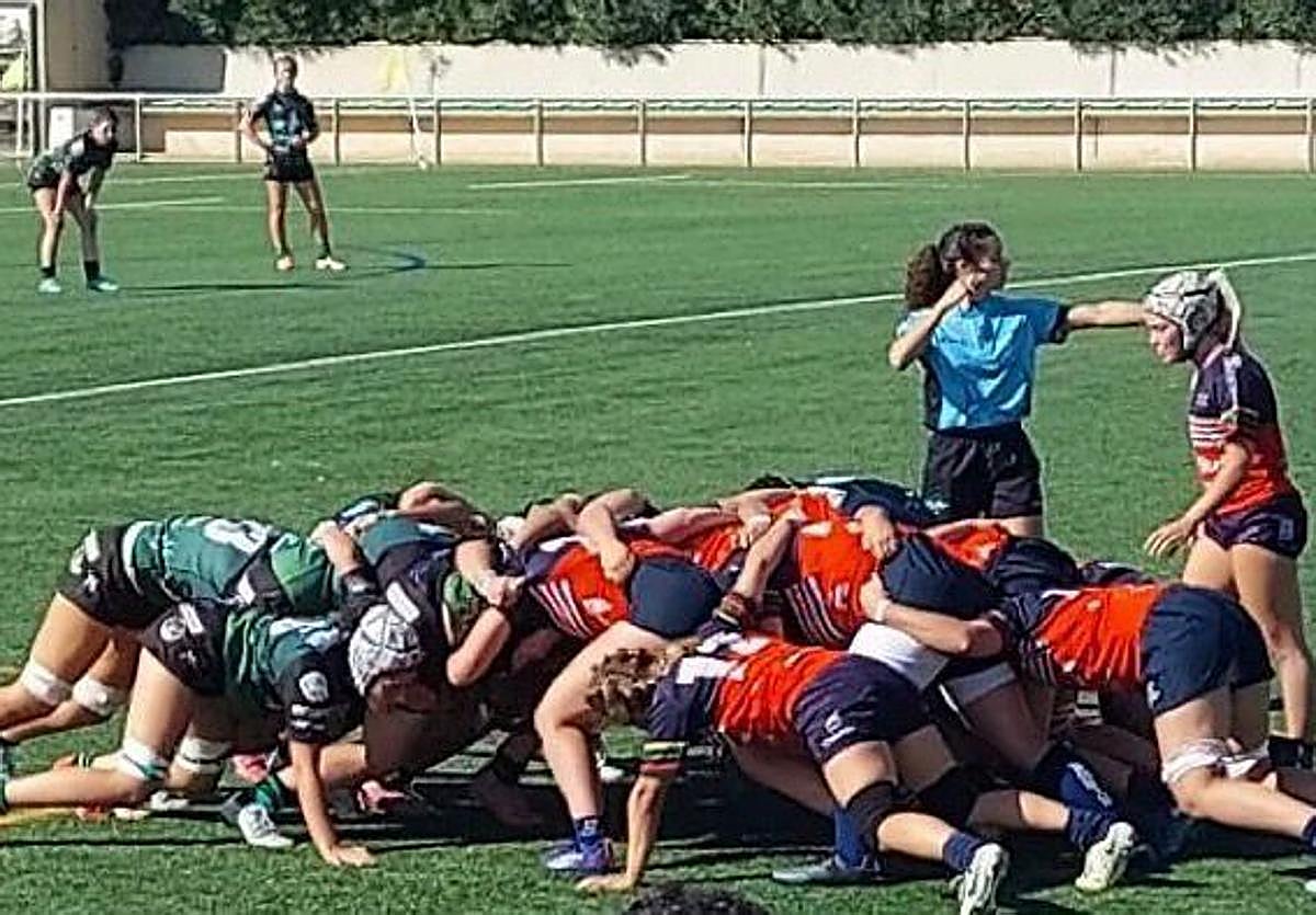 Gran estreno para el equipo femenino sénior de Escoriones