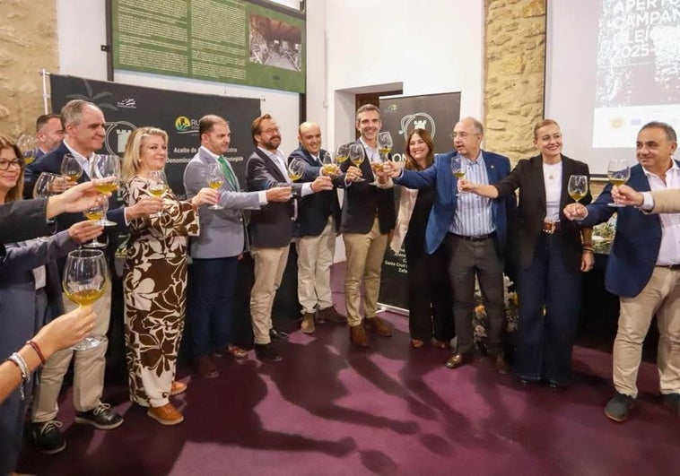 Granada brinda por una campaña de aceite con la misma producción pero mayor calidad