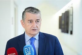 El consejero de Sanidad, Presidencia y Emergencias, Antonio Sanz.