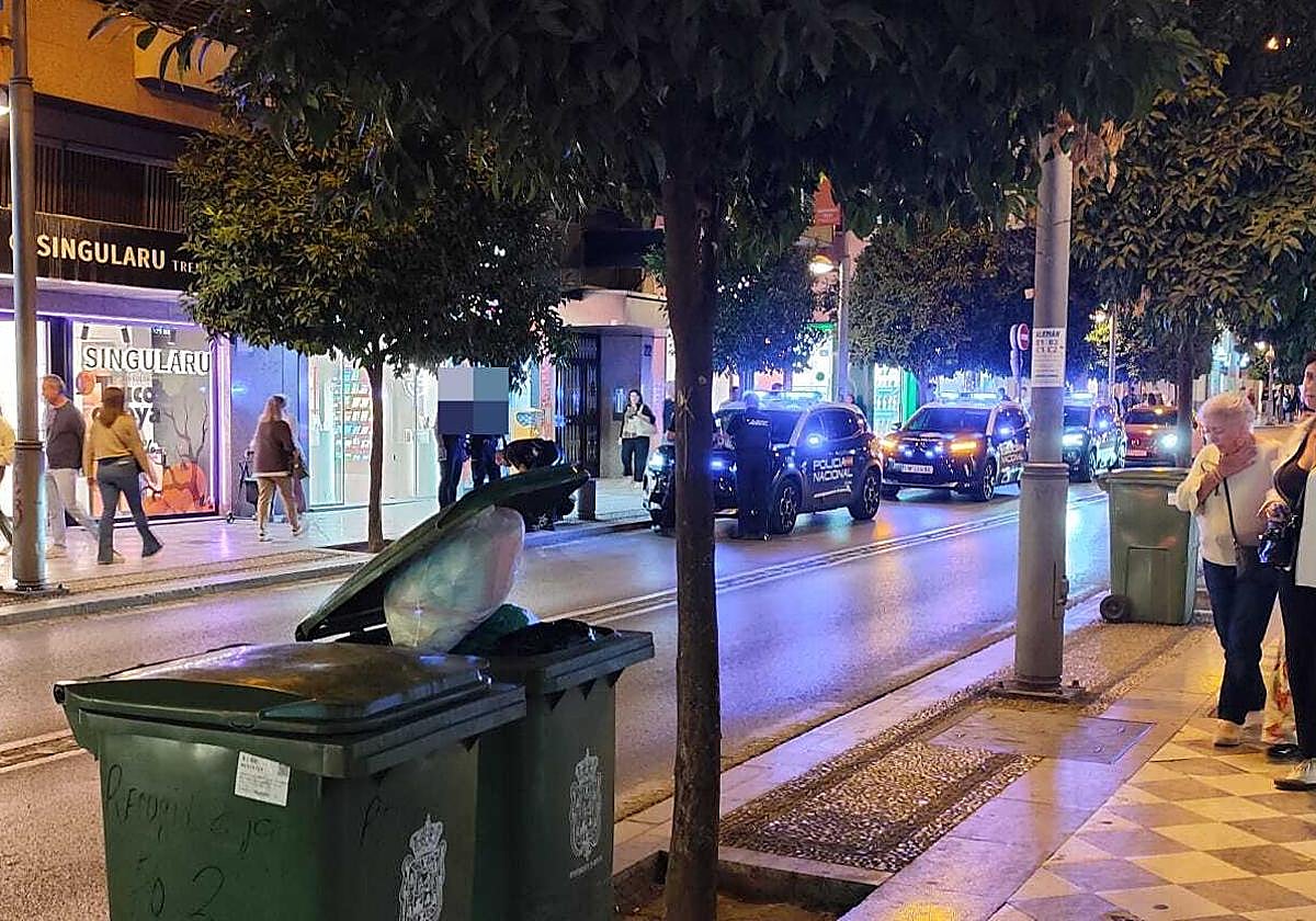 Actuación de la Policía Nacional en el centro de Granada.