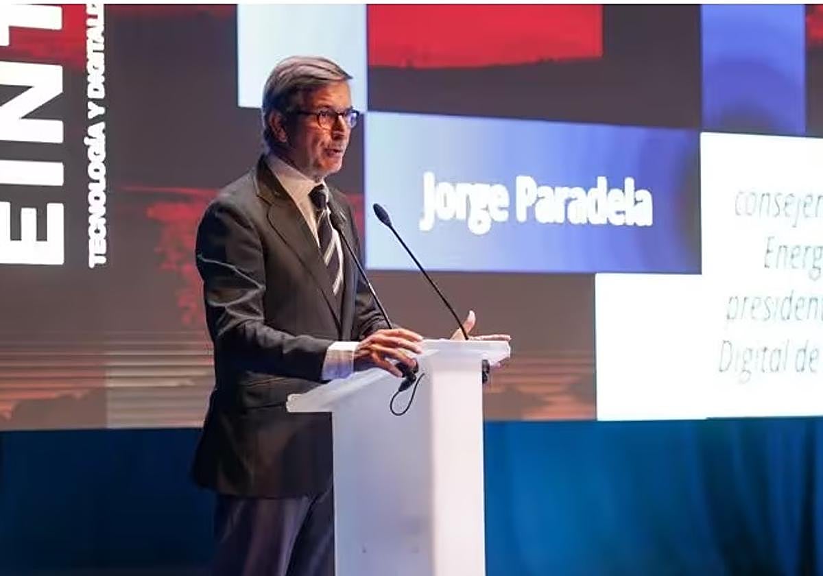El consejero de Industria, Energía y Minas, Jorge Paradela
