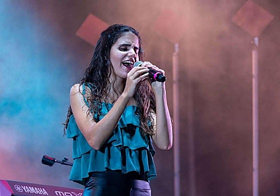 El Centro Cultural Fundación Unicaja de Almería acoge un concierto acústico de Laura Diepstraten