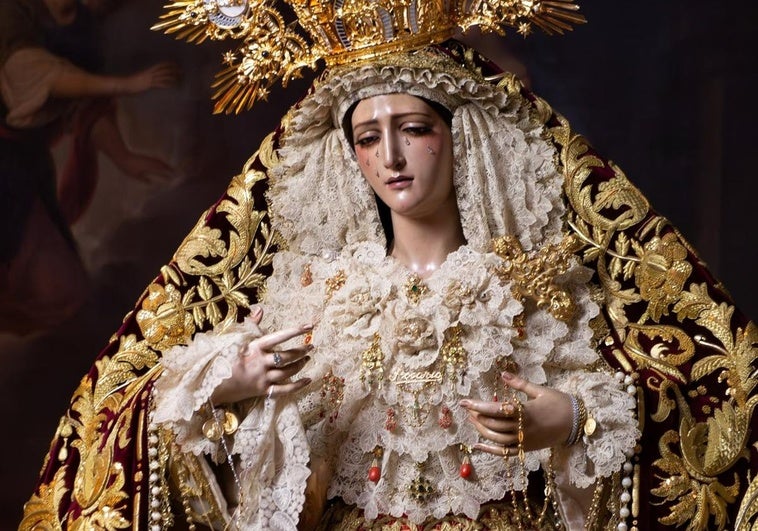 Roban joyas a la Virgen del Rosario que fueron entregadas temporalmente por devotos