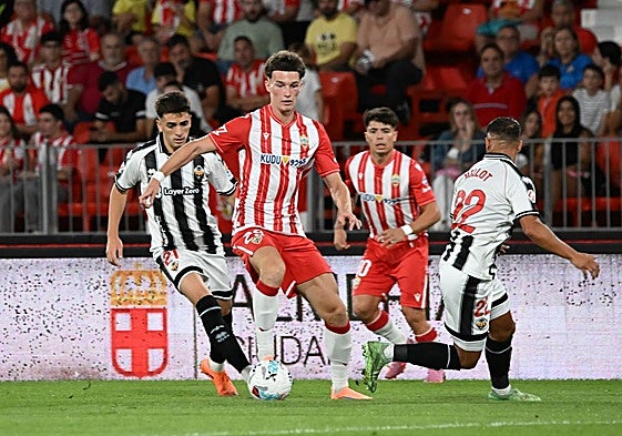 Stefan Dzodic, un futbolista que ha crecido y que no tiene límite.