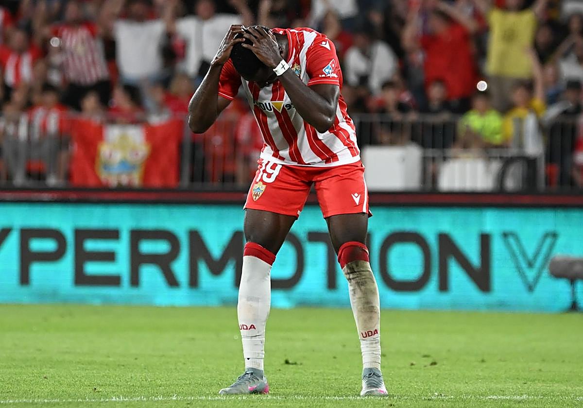 Soko lamenta una ocasión perdida en el partido del pasado domingo.