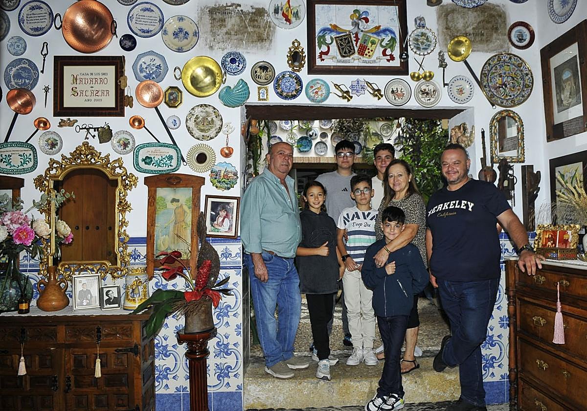 Parte del precioso inmueble de Saleres , propiedad de Antonio Navarro y su señora Maruja Salazar.