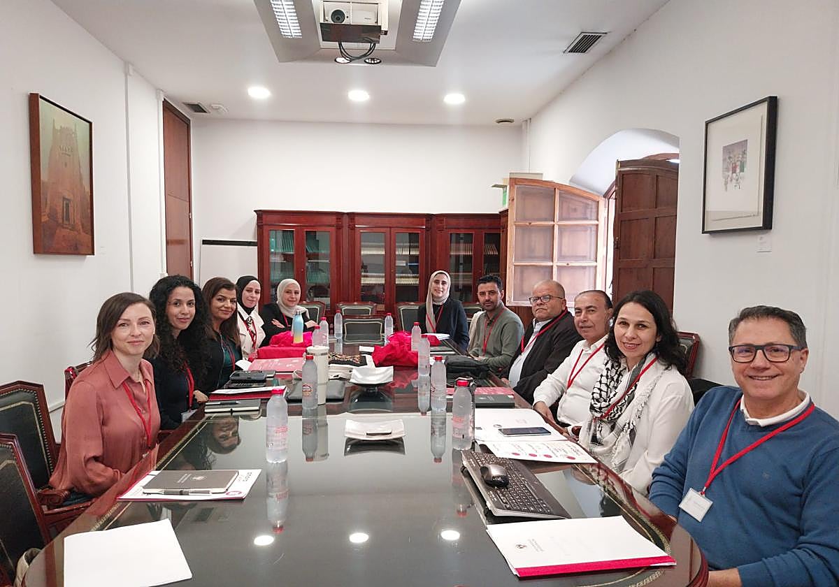 La UGR inaugura la primera actividad formativa del proyecto europeo NeuroDev junto a sus socios palestinos