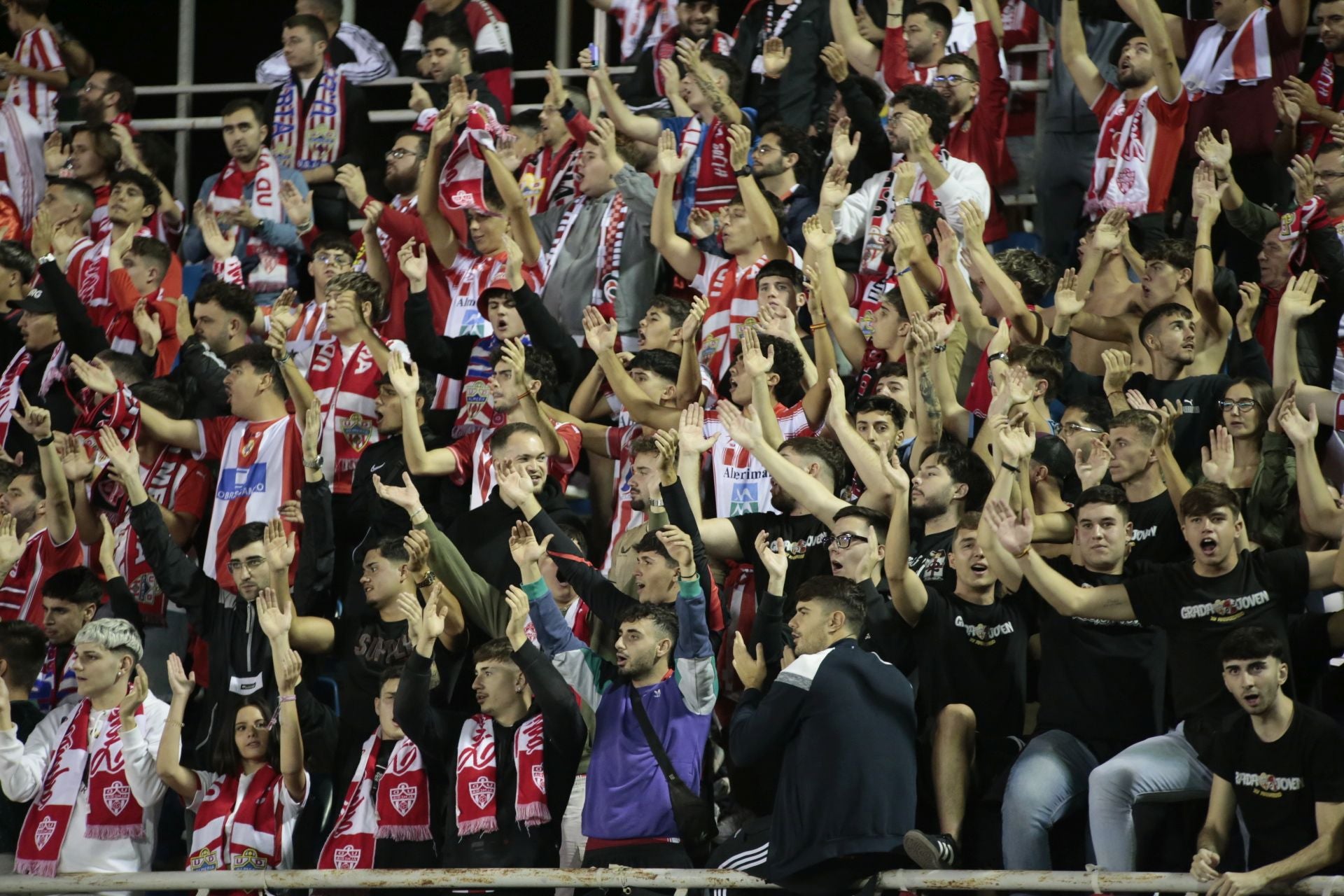 El Almería impone su calma