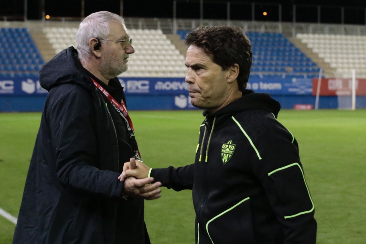 El Almería impone su calma