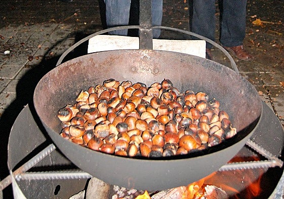 Castañadas: la tradición que sobrevive al terror de Halloween
