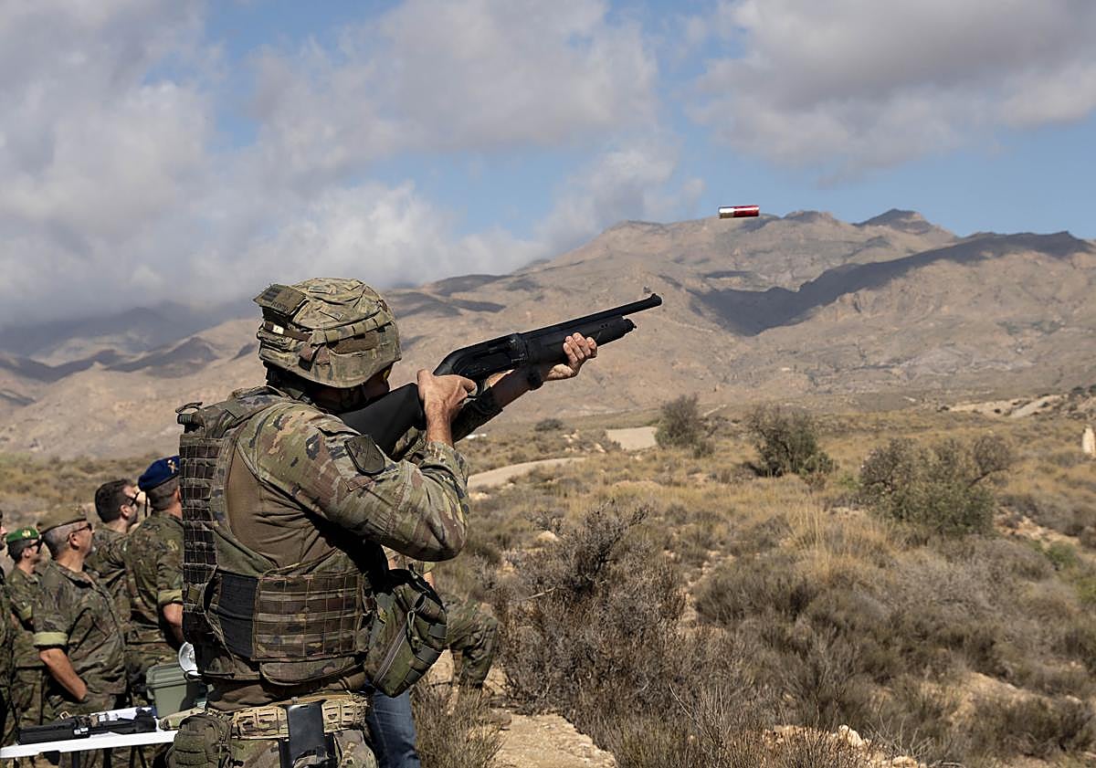 Imagen principal - Los robots soldado, los aliados en primera línea de la batalla