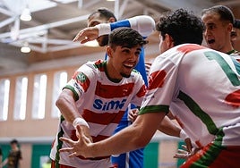 La alegría del gol del Sima Granada.