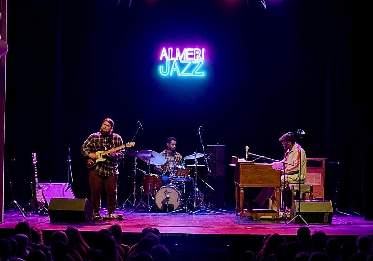 Delvon Lamarr Organ Trio ofrece un viaje sonoro por el alma del soul y el jazz