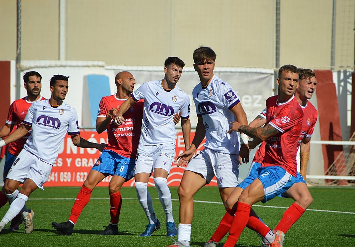 Las acciones a balón parado fueron determinantes en un feudo de césped artificial y de reducidas dimensiones.