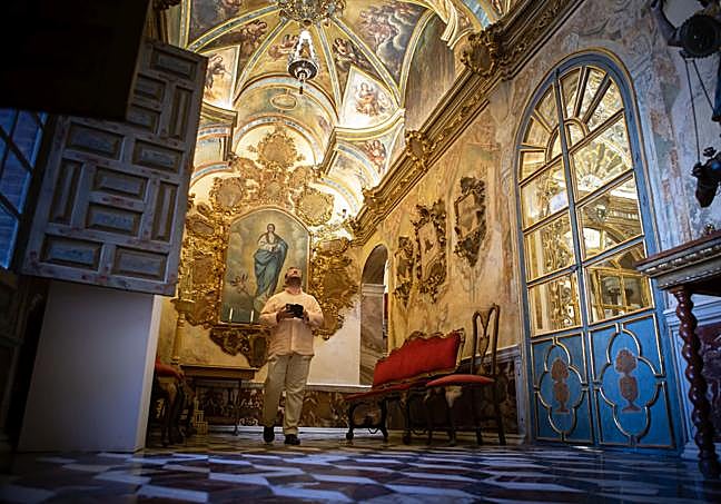 Antecamarín de la Virgen del Rosario.