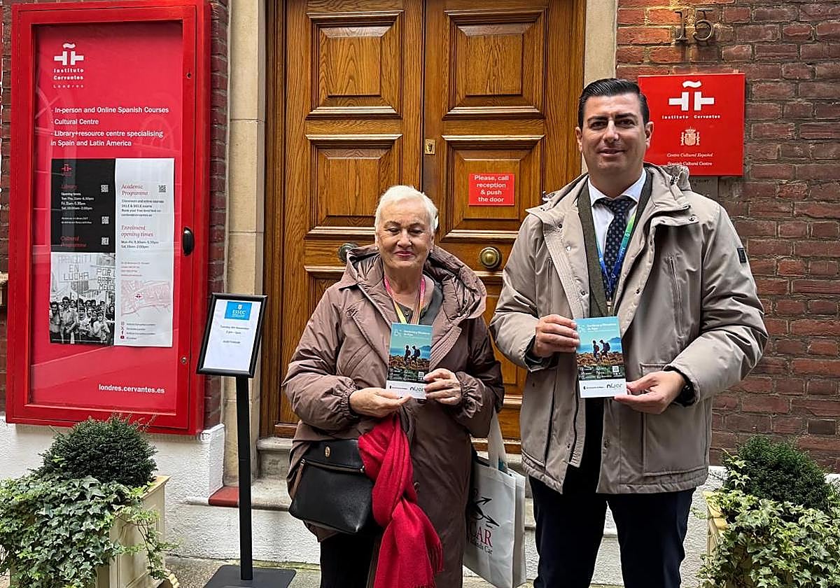 Níjar se promociona en el Instituto Cervantes de Londres en busca de turistas
