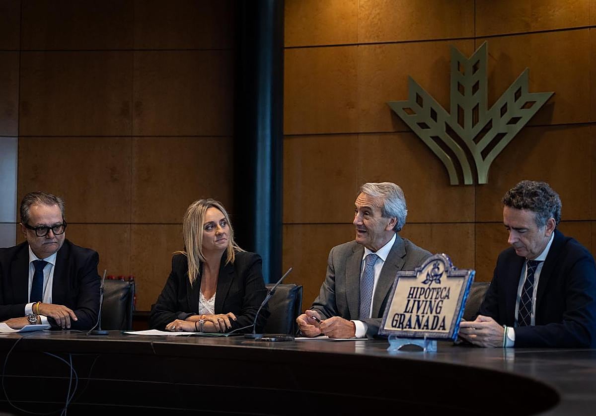 Ayuntamiento y Caja Rural prorrogan las hipotecas Granada Living hasta marzo