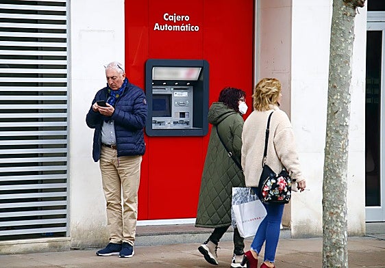 La fecha exacta en la que pagará cada banco la extra de Navidad a los pensionistas.