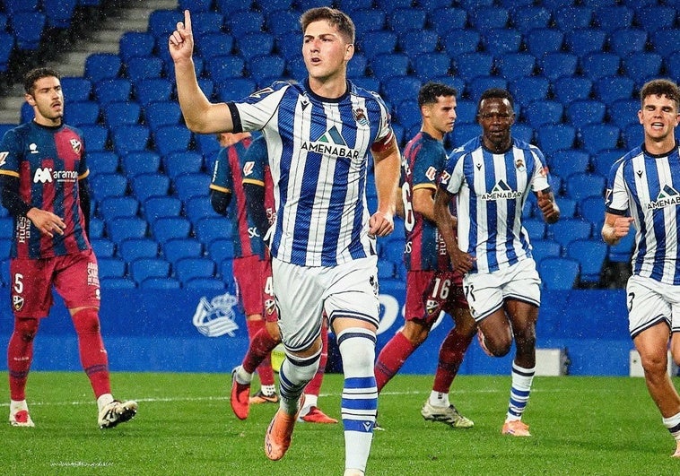 La Real Sociedad B hunde un poco más al Granada