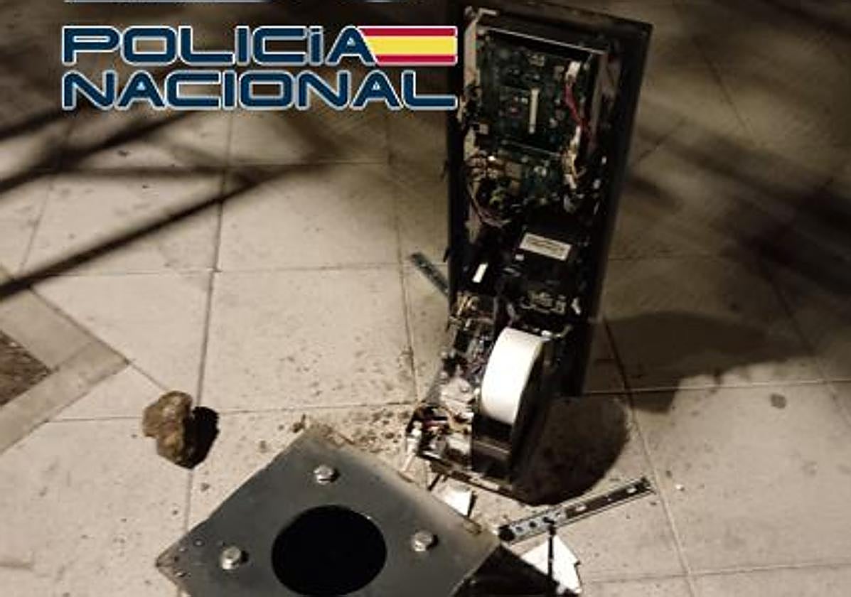 Detenido por destrozar un parquímetro con una piedra en pleno centro para llevarse la recaudación