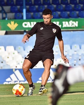 Hugo Díaz se perdió la última jornada por sanción y ya está entrenando con hambre de gol.