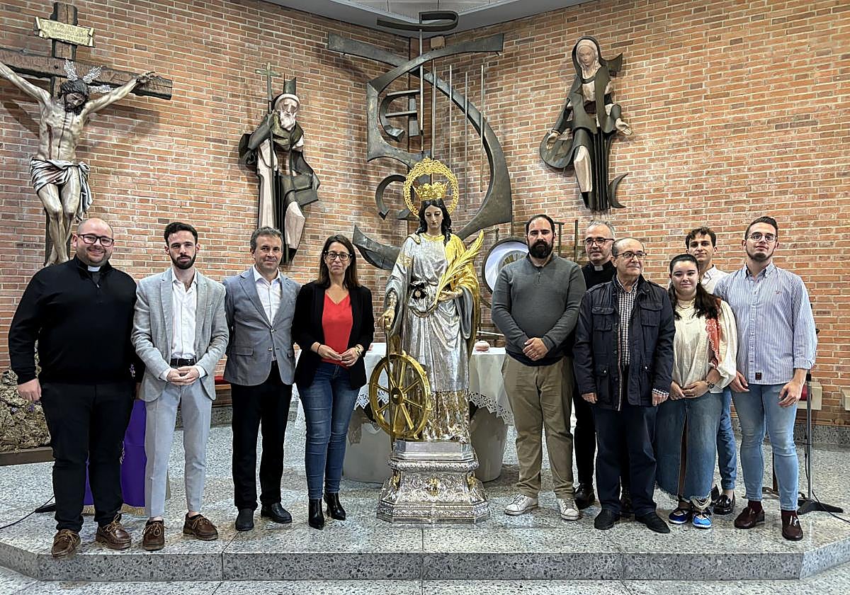 Recepción de la imagen de Santa Catalina tras su restauración.