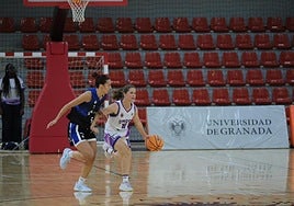Una contra de Patri Benet en el partido de Fuentenueva.