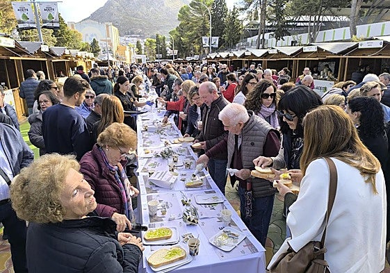 La primera jornada arranca con una cata multitudinaria.