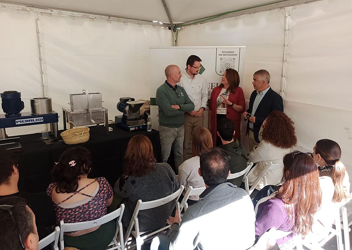 Imagen secundaria 1 - Catas, visitas guiadas y talleres para conocer lo que hay detrás del AOVE