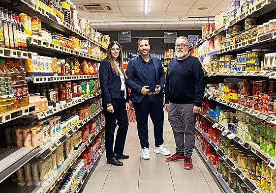 Liderazgo. Los hermanos María José, Rubén y Félix Navarro han modernizado el negocio.