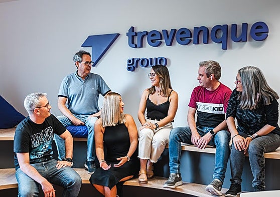Una imagen del equipo de Trevenque Group.
