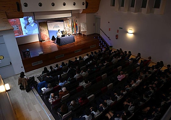 Intervención de Javier Rubio Donzé y Antonio Pérez Henares.