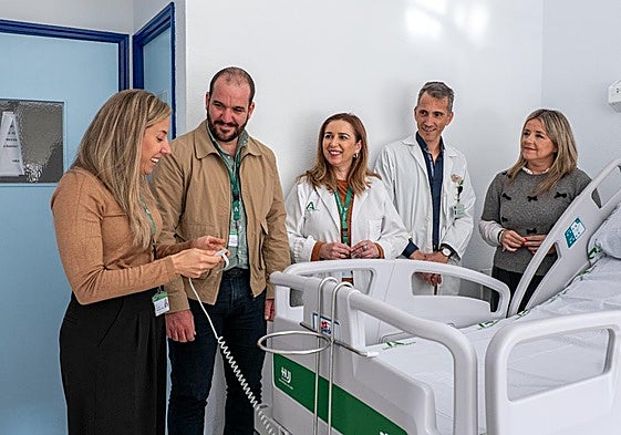 Visita de la delegada de Salud al hospital.
