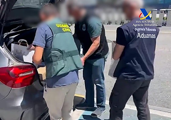 Desarticulada una organización que distribuía móviles desde Jaén de forma fraudulenta