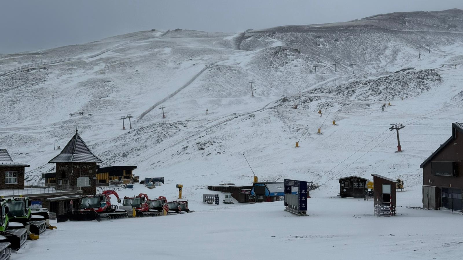 Las imágenes de la nevada en la Sierra por la borrasca Claudia
