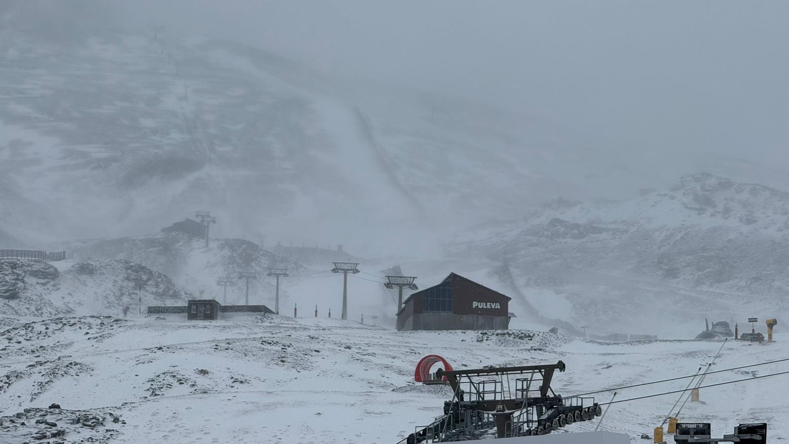 Las imágenes de la nevada en la Sierra por la borrasca Claudia