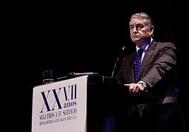 Antonio Sanz participa en Málaga en la entrega de Menciones Anuales de Protección Civil.