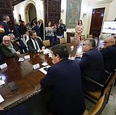 Noviembre de 2025. Representantes de Granada y Jaén en la última mesa.