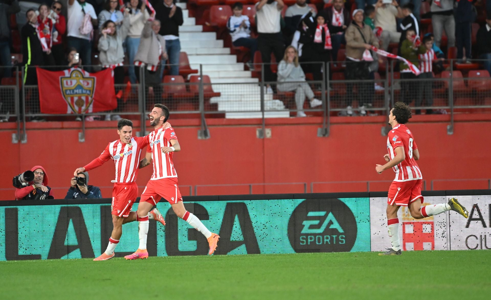 Tres golpes y un naufragio