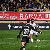 La Cultural devuelve al Granada al descenso