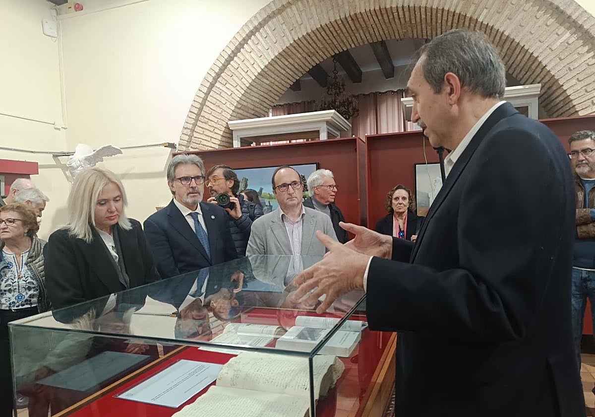 Visita guiada a la muestra que se expone en el Archivo Histórico Provincial.
