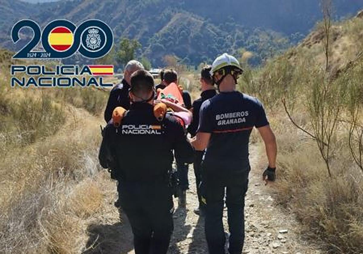 Rescate de un ciclista en la Lancha de Cenes.