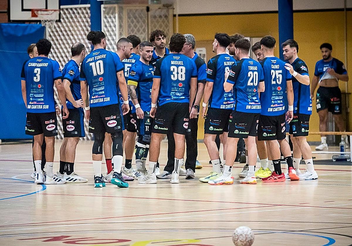 Cantera Sur quiere seguir aferrado a la primera posici´`on.