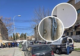 En la imagen principal, Policía Nacional y Local y curiosos en la zona de un tiroteo registrado en febrero. En las otras fotografías, el arma empleada y un disparo que impactó contra una pared.